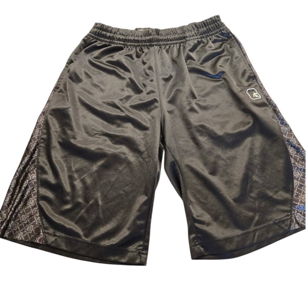 And 1 mens basketball shorts, size small